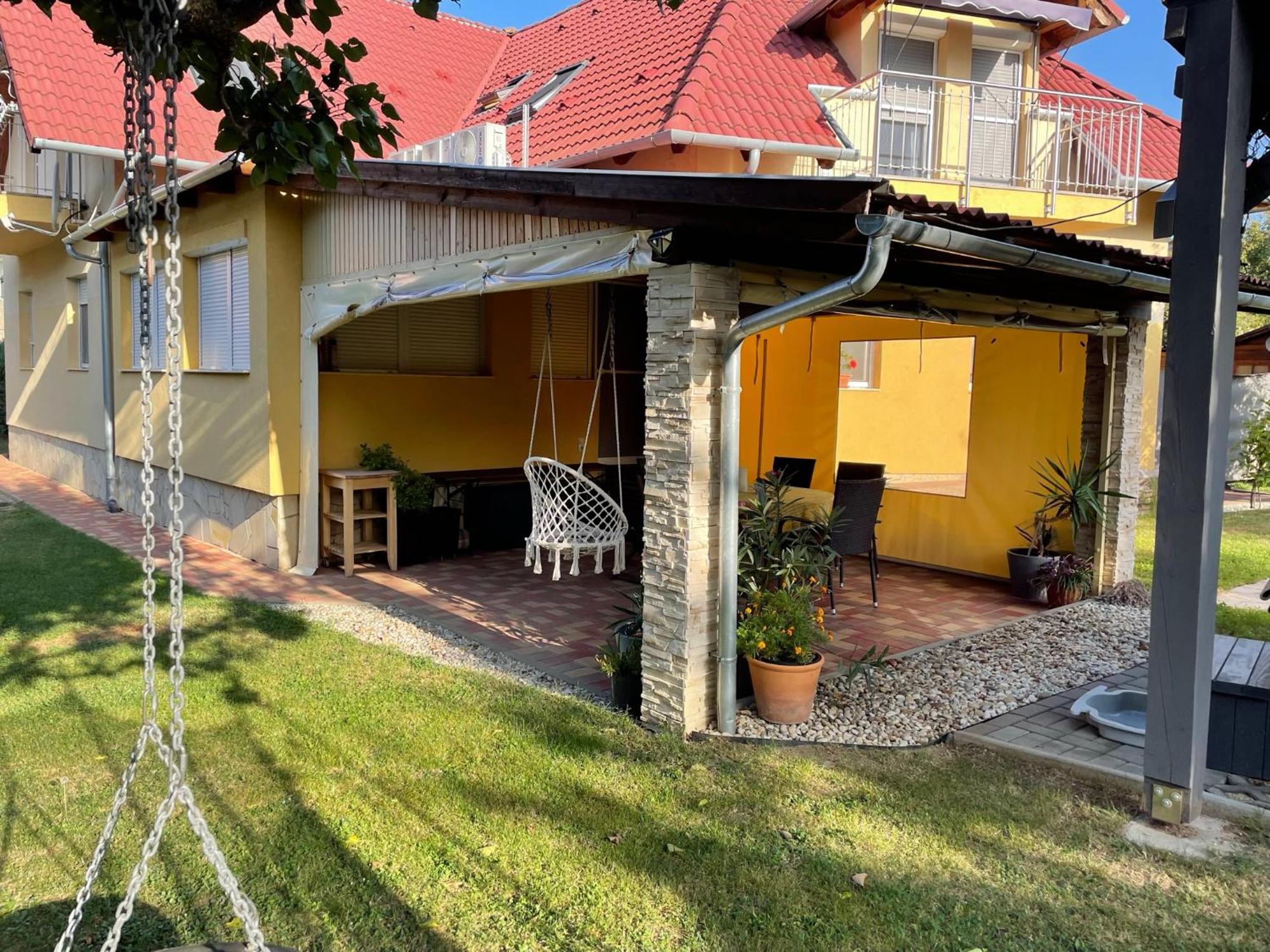 Jasmin Apartment House Вонярцвашхедь Экстерьер фото